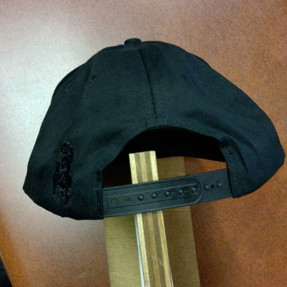 Santa Cruz Snapbacks - Picture 2 of 3